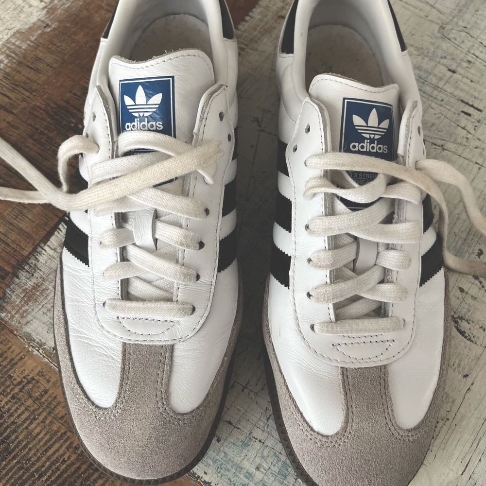 Adidas Sambas